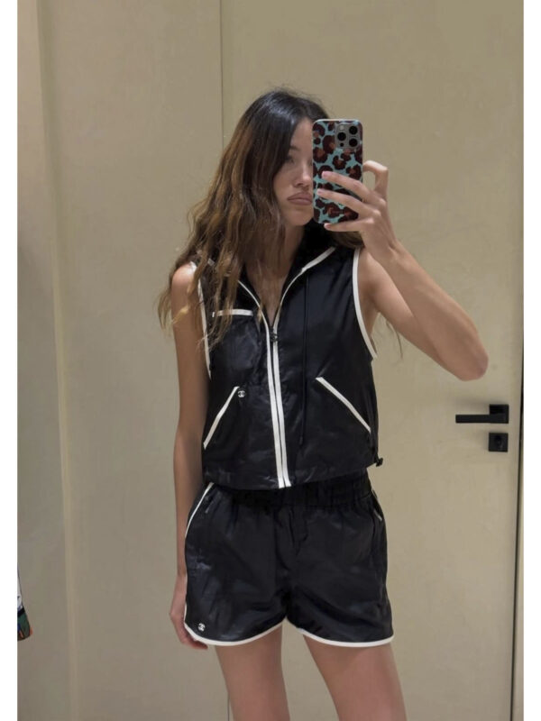 Костюм CHANEL