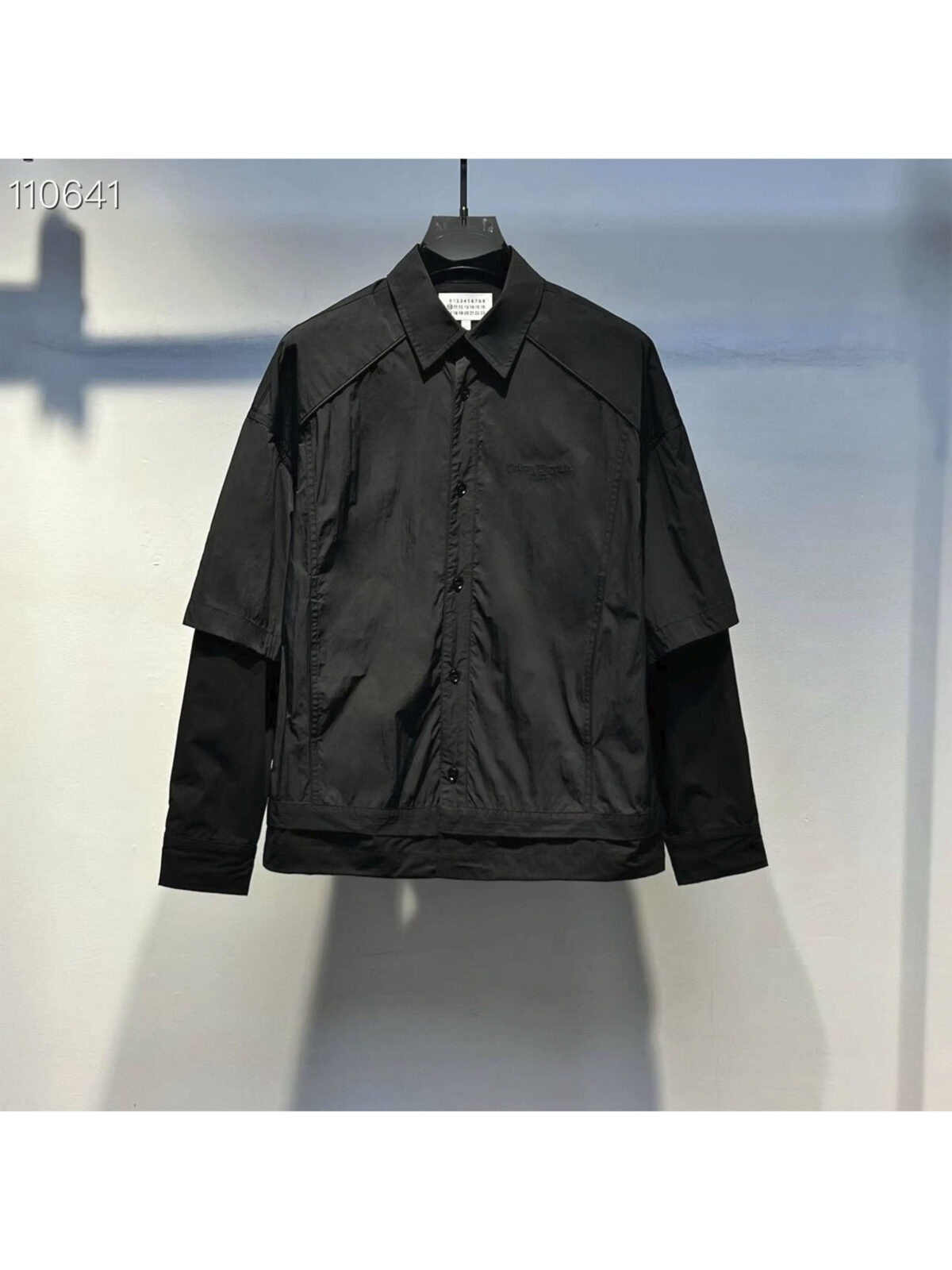 11 Мужская ветровка Maison Margiela чёрного цвета, артикул 343451