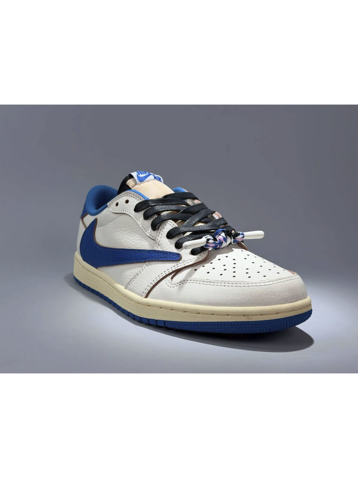 14 Кеды NIKE Air Jordan 1 Retro Low OG SP x Fragment Design x Travis Scott Sail Military Blue