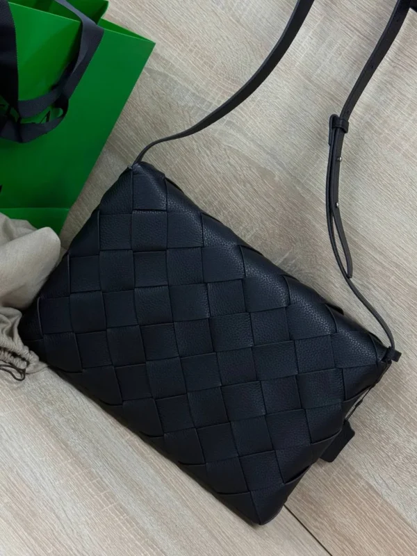 Сумка мессенджер BOTTEGA VENETA — фото 2