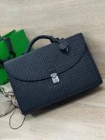 Мужской портфель Bottega Veneta тёмно-синего цвета, артикул 344215
