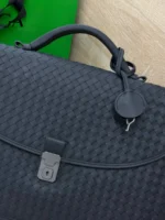 Мужской портфель Bottega Veneta тёмно-синего цвета, артикул 344215 — фото 7