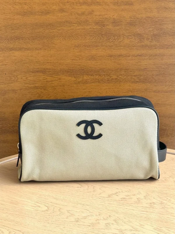Косметичка CHANEL