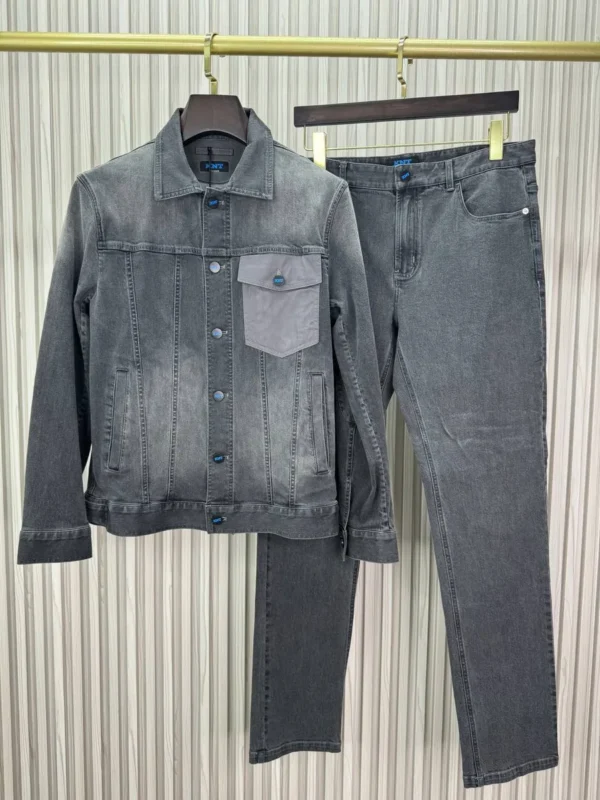 Джинсовый костюм KITON