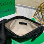 Мужской клатч Bottega Veneta чёрного цвета, артикул 344464 — фото 4