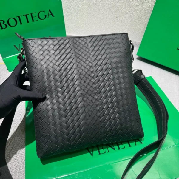 Сумка мессенджер BOTTEGA VENETA — фото 2
