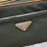 Мужской несессер Prada цвета хаки, артикул 344481 — фото 7