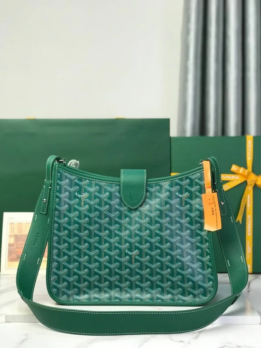 344483_1 Мужская сумка мессенджер Goyard зелёного цвета, артикул 344483