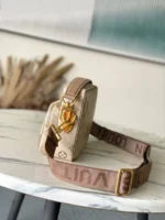 Мужская сумка мессенджер Louis Vuitton бежевого цвета, артикул 344487 — фото 5