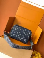 Мужская сумка мессенджер Louis Vuitton тёмно-синего цвета, артикул 344496 — фото 2