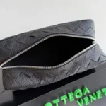 Мужской несессер Bottega Veneta чёрного цвета, артикул 344505 — фото 7