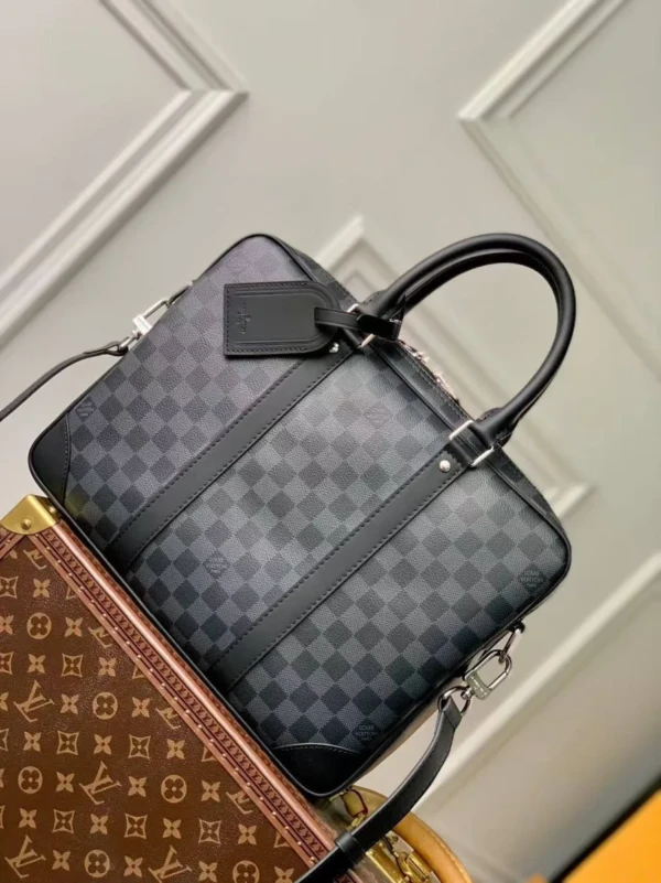 Портфель LOUIS VUITTON