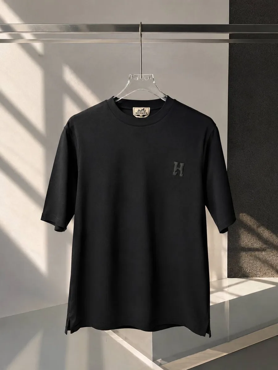344680_1 Мужская футболка Hermes чёрного цвета, артикул 344680