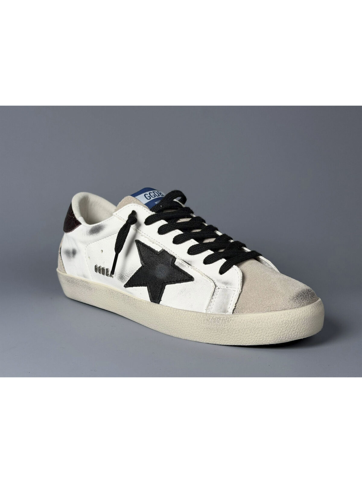 9 Мужские кеды Golden Goose белого цвета, артикул 343648