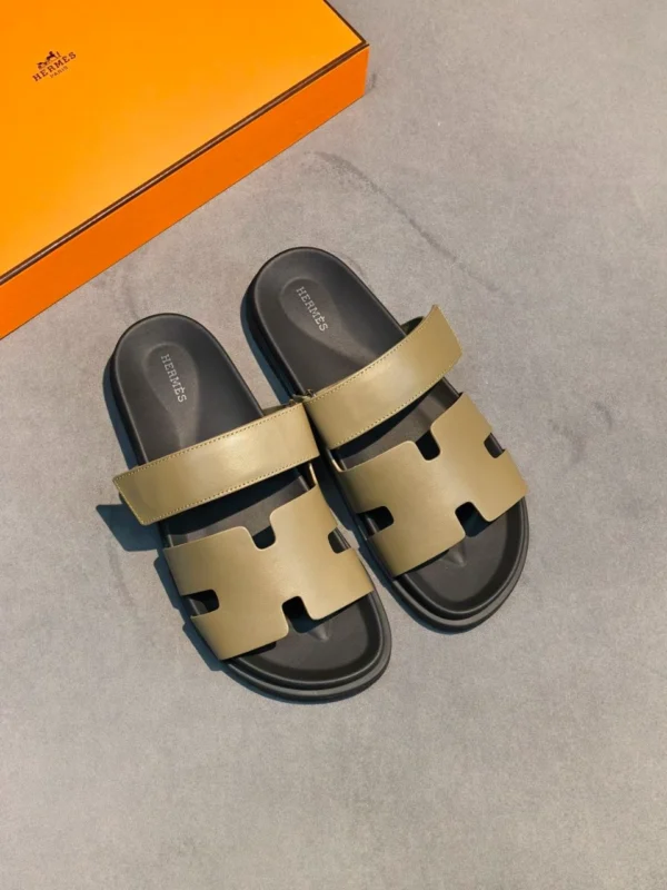 Шлепанцы HERMES