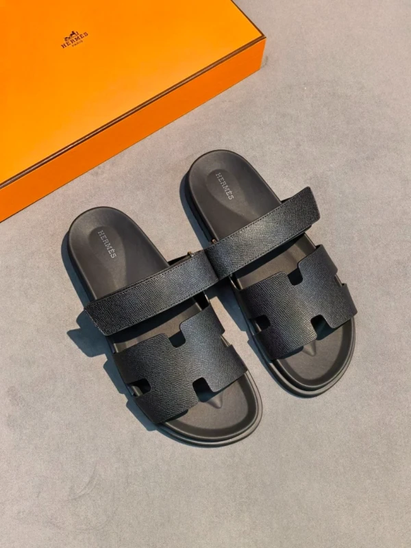 Шлепанцы HERMES