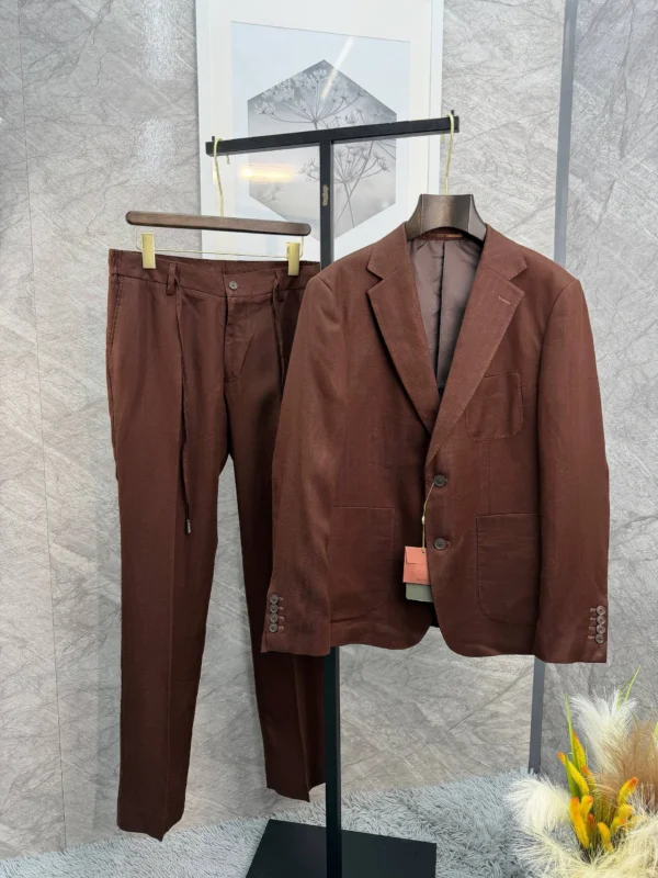 Льняной костюм LORO PIANA