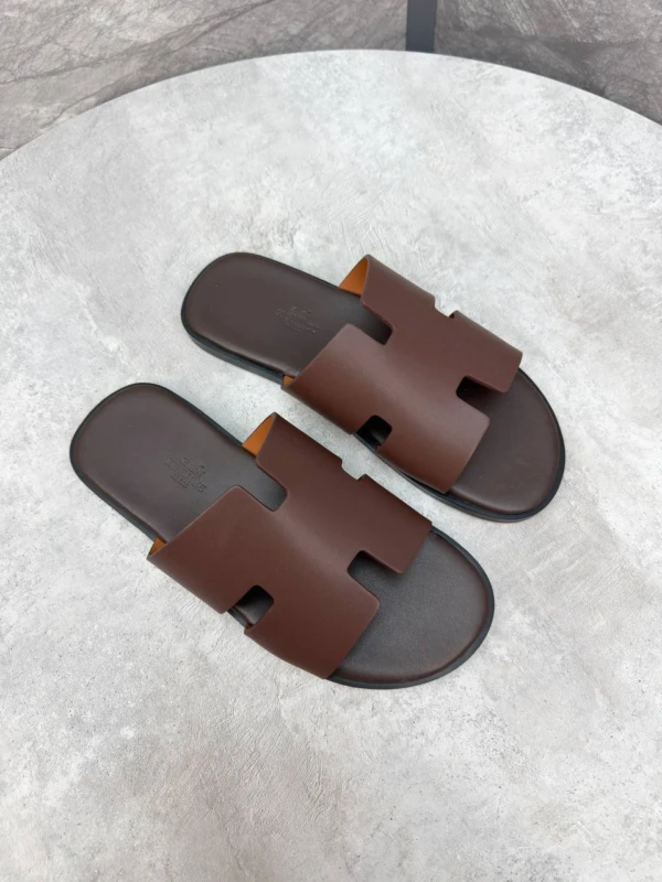 Шлепанцы HERMES