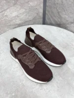 Мужские шлепанцы Magnanni коричневого цвета, артикул 343542