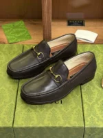 Мужские лоферы Gucci коричневого цвета, артикул 343662