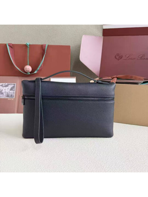 Клатч LORO PIANA