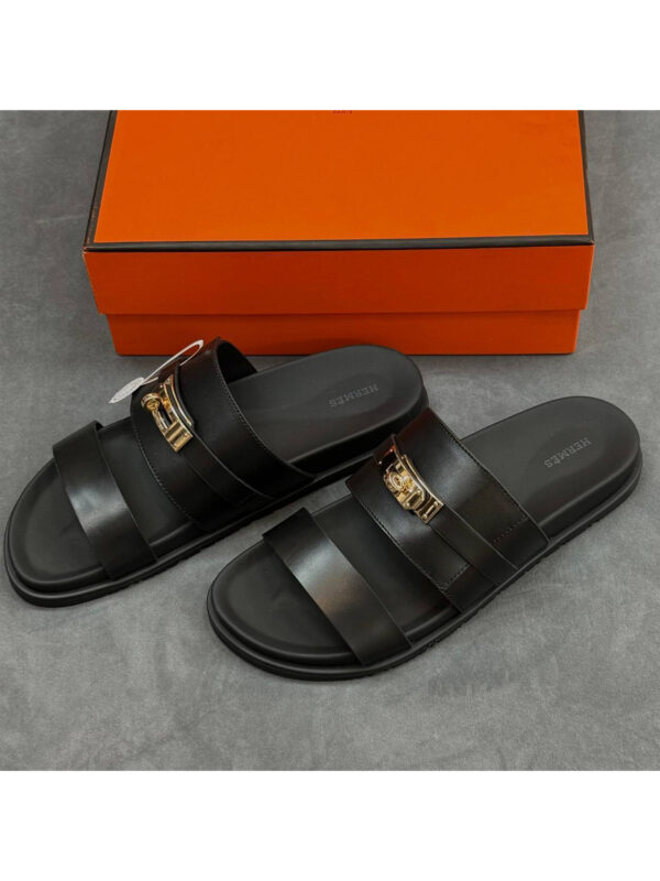 Шлепанцы HERMES