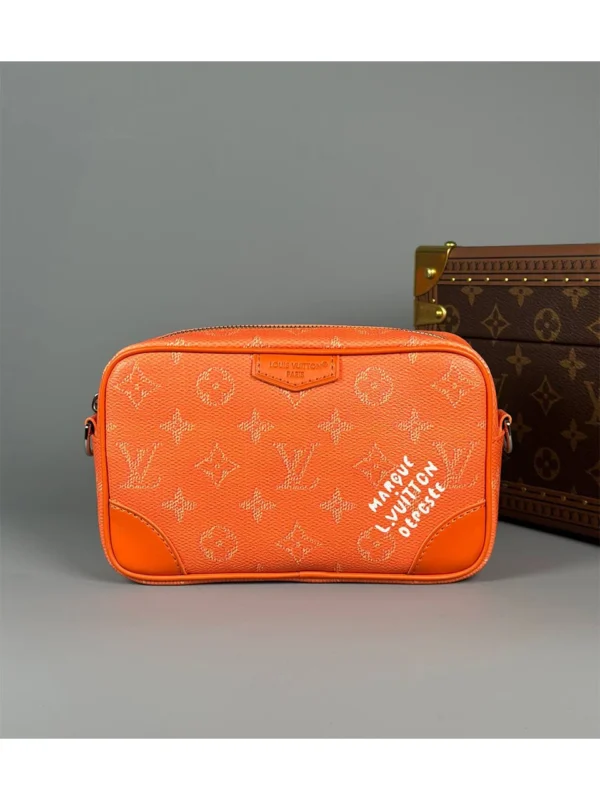 Сумка мессенджер LOUIS VUITTON