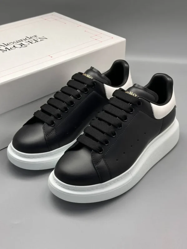 Кроссовки ALEXANDER MCQUEEN