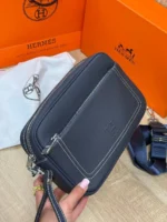 Мужская сумка мессенджер Hermes тёмно-синего цвета, артикул 345047 — фото 2