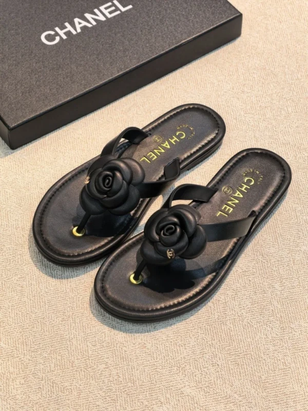 Шлепанцы CHANEL