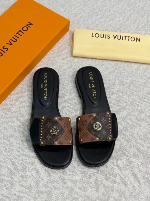 Шлепанцы LOUIS VUITTON