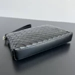 Мужской клатч Bottega Veneta чёрного цвета, артикул 345227 — фото 4