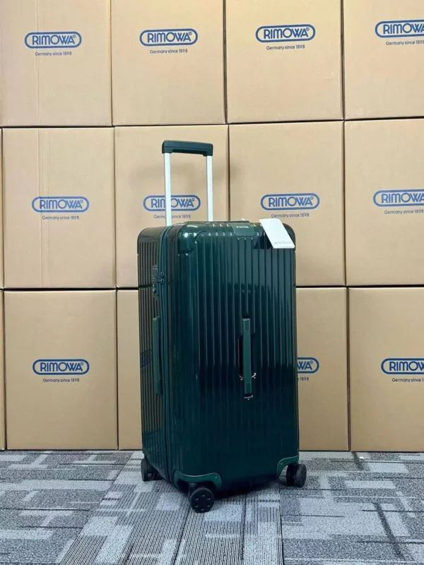 Чемодан RIMOWA