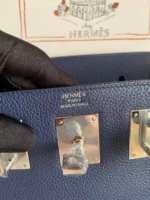 Мужская сумка-слинг Hermes тёмно-синего цвета, артикул 345230 — фото 6