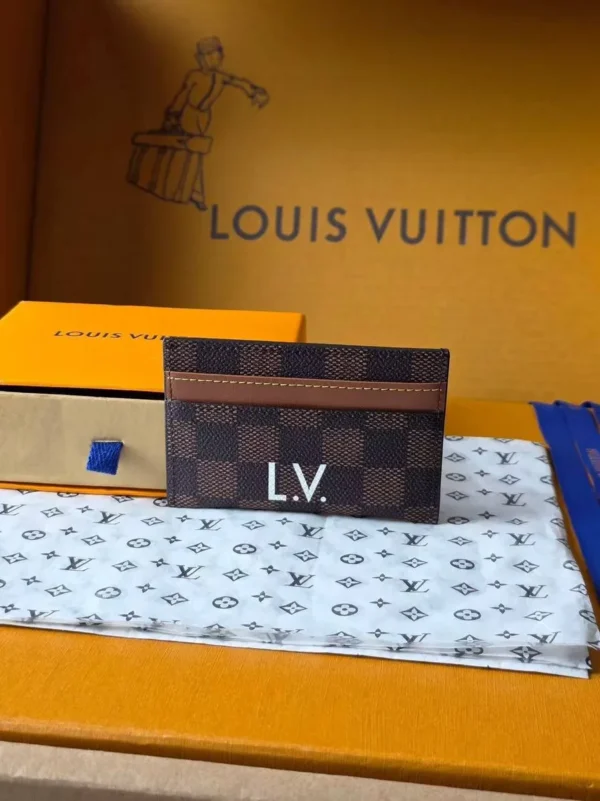 Картхолдер LOUIS VUITTON — фото 2