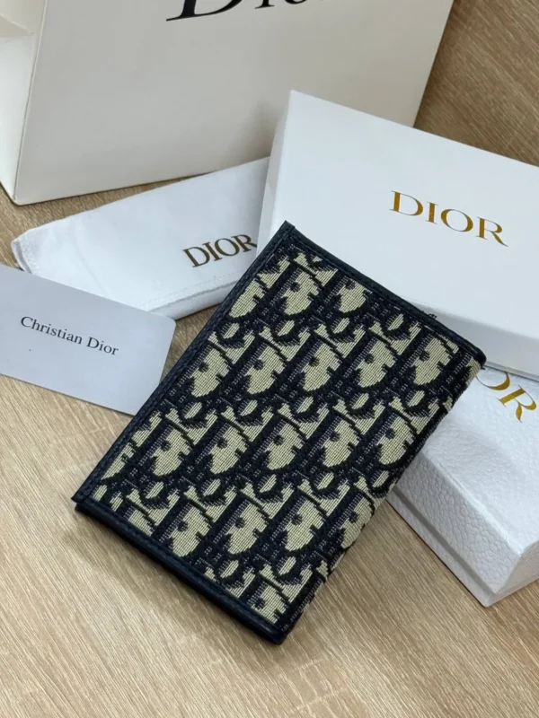 Обложка для паспорта DIOR — фото 2