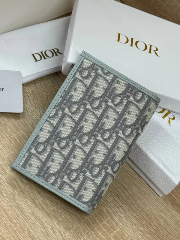 Обложка для паспорта DIOR — фото 2