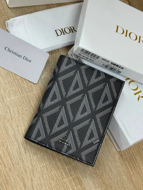 Обложка для паспорта DIOR