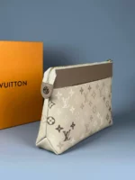 Мужской клатч Louis Vuitton кремового цвета, артикул 345326 — фото 4