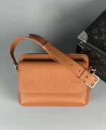 Мужская сумка мессенджер Louis Vuitton коричневого цвета, артикул 345341 — фото 5