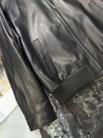 Мужской бомбер Bottega Veneta чёрного цвета, артикул 345489 — фото 4