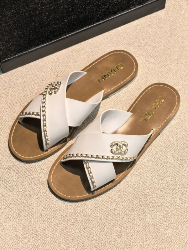 Шлепанцы CHANEL