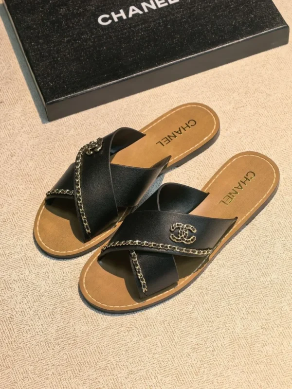 Шлепанцы CHANEL