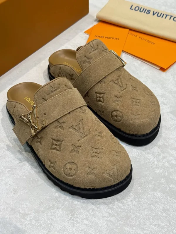 Сабо LOUIS VUITTON