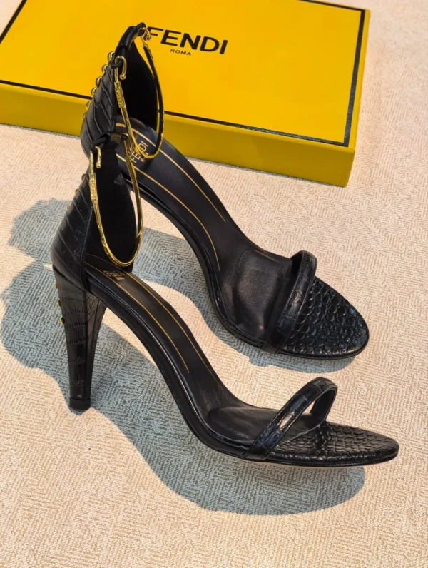 Босоножки FENDI — фото 2