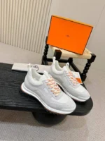 Мужские кроссовки Hermes белого цвета, артикул 345681