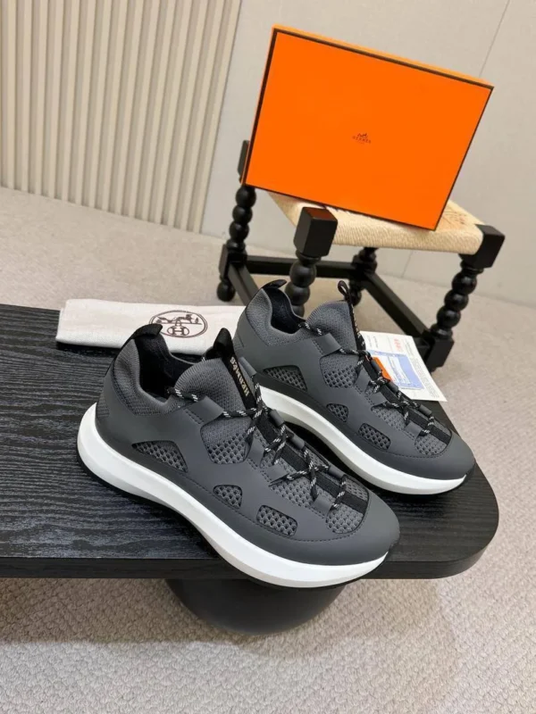 Кроссовки HERMES