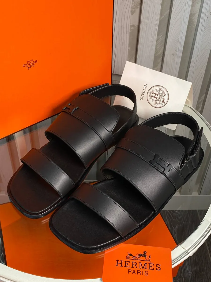 345728_1 Мужские шлепанцы Hermes чёрного цвета, артикул 345728