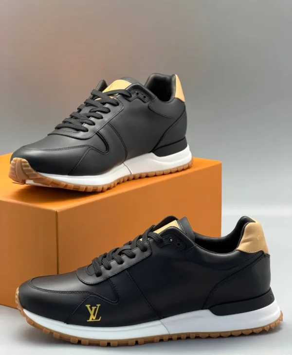 Кроссовки LOUIS VUITTON — фото 2