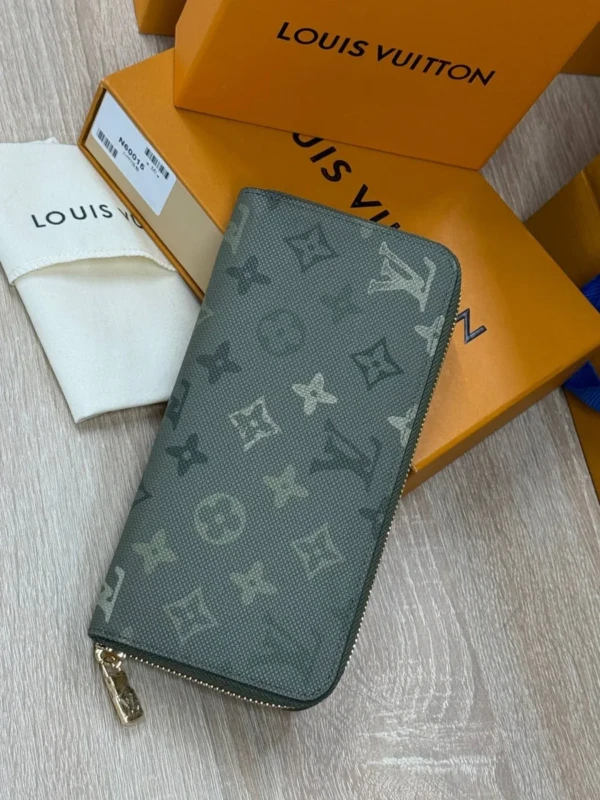 Портмоне LOUIS VUITTON